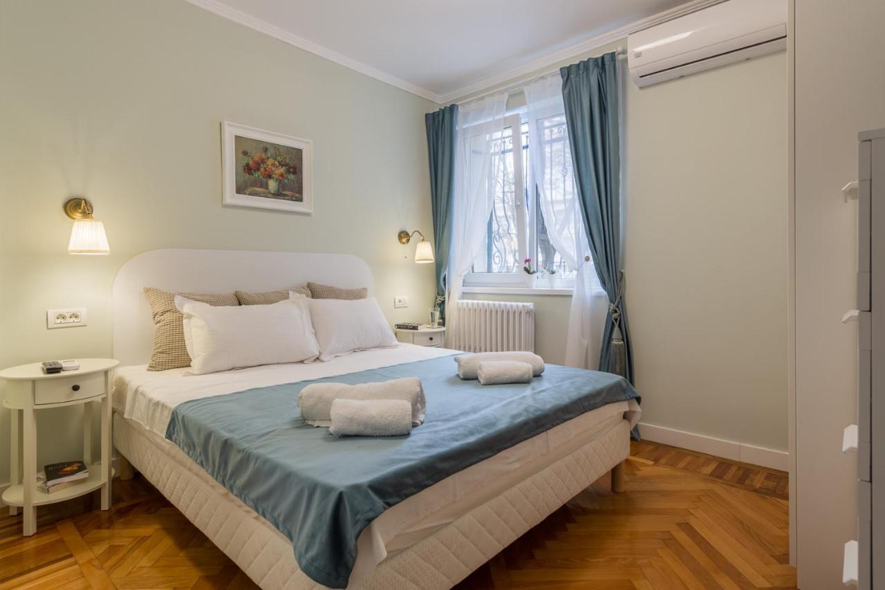 Central Stylish & Cozy One Bedroom Apartment - Adela Accommodation - Ideal For Long Stays Bükreş Dış mekan fotoğraf